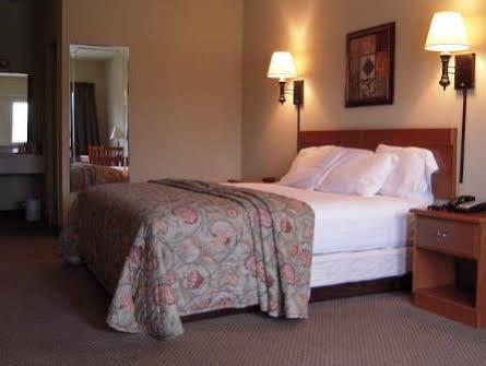 City Heart Inn & Suites Piedmont Esterno foto