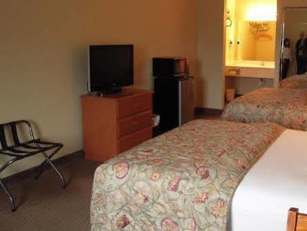 City Heart Inn & Suites Piedmont Esterno foto