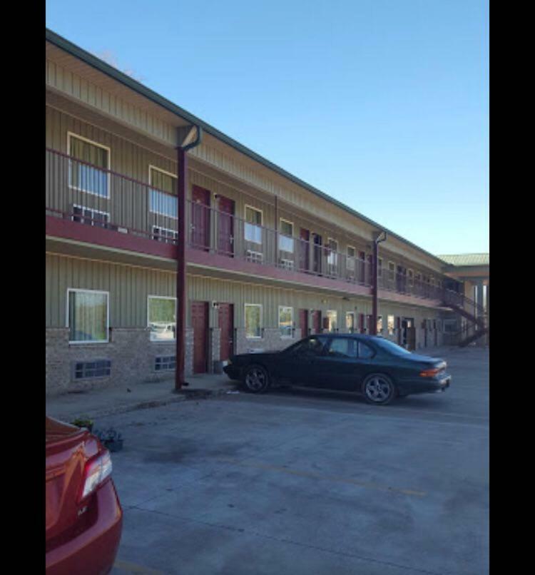 City Heart Inn & Suites Piedmont Esterno foto