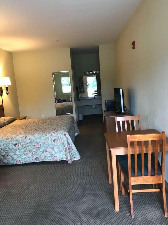 City Heart Inn & Suites Piedmont Esterno foto